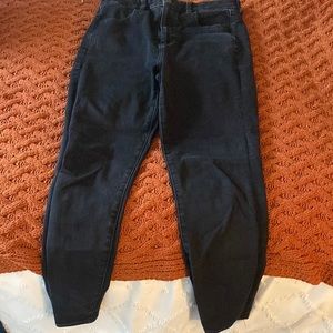 Black skinny jeans
